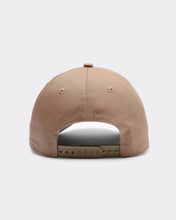 Load image into Gallery viewer, Wakanavu New Era Snapback